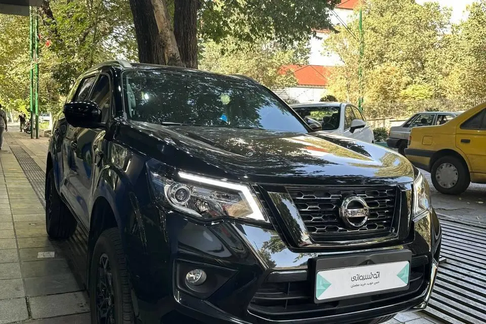نیسان،  ترا