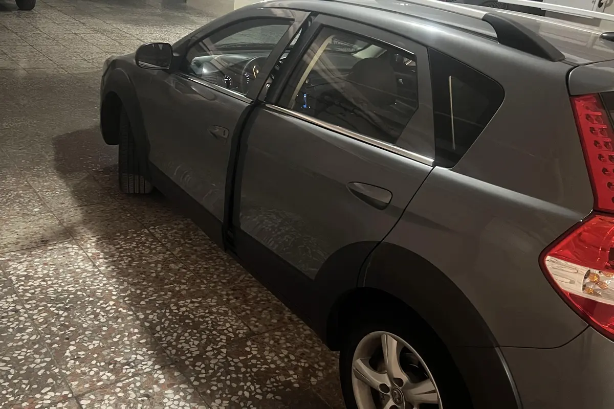 دانگ فنگ  H30 کراس