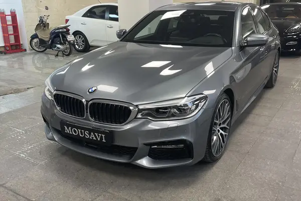 ب ام و، سری 5 سدان