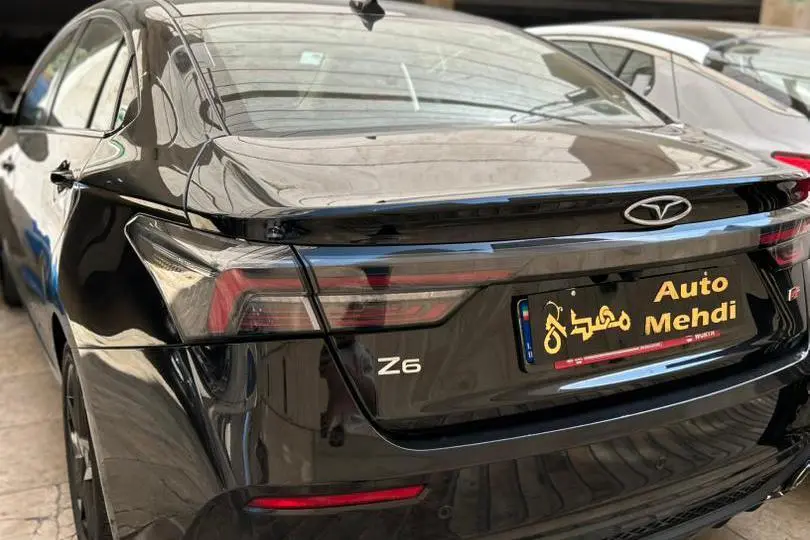 فونیکس،  آریزو 6 جی تی (Z6 GT)