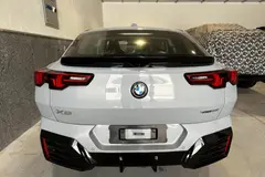 ب ام و، X2
