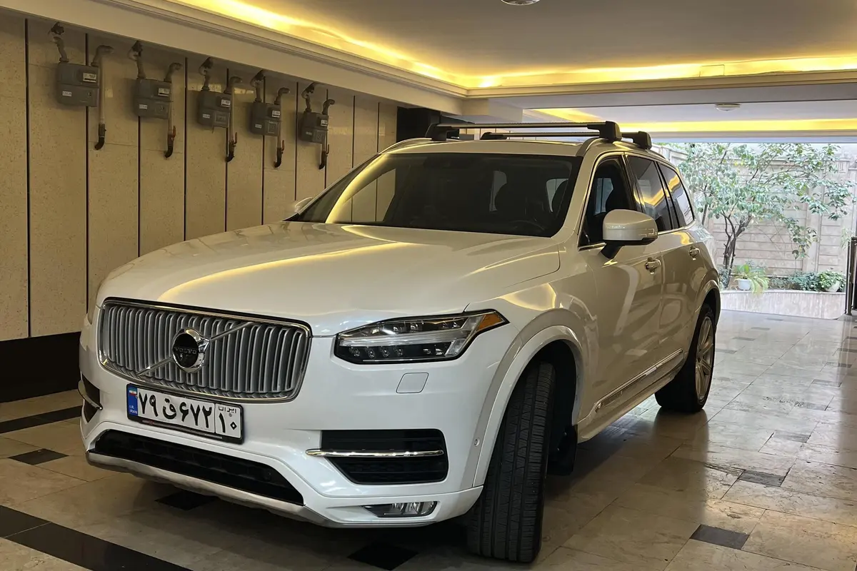ولوو  XC90
