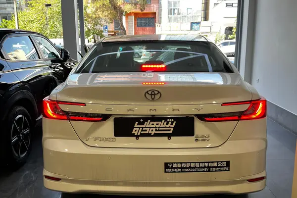 تویوتا، کمری هیبرید