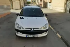 پژو، 206