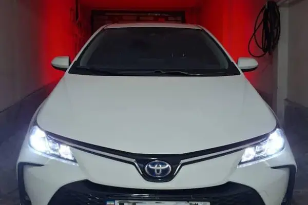 تویوتا، کرولا هیبرید