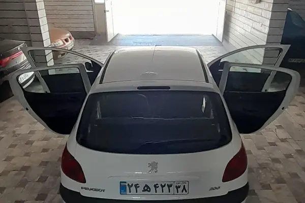 پژو  206