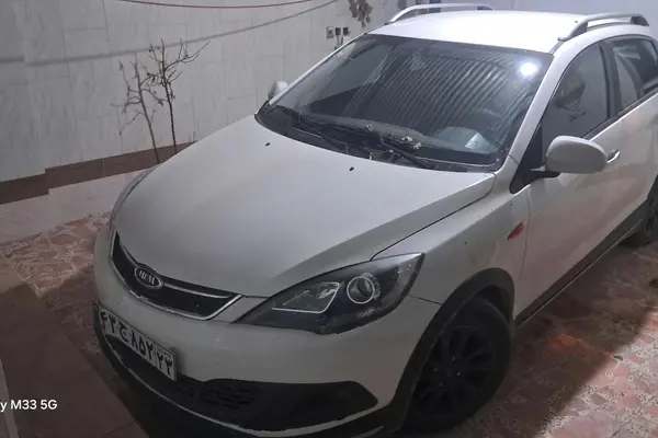 ام وی ام، 315هاچ بک