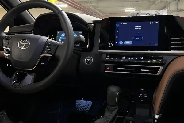 تویوتا، کمری هیبرید