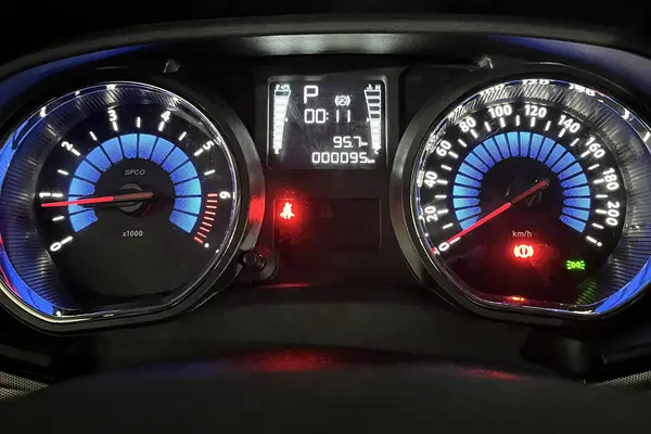 تارا، اتوماتیک V4