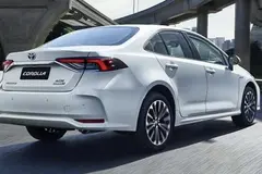 حواله تویوتا، کرولا هیبرید