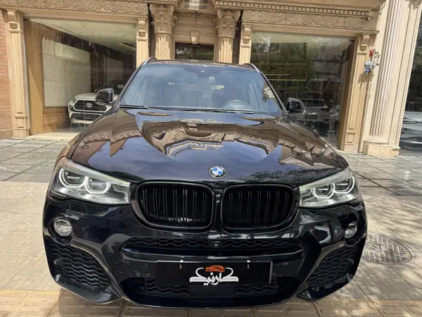 ب ام و  X3