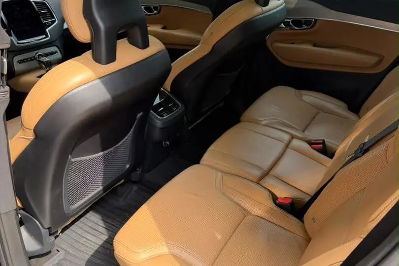 ولوو،  XC90