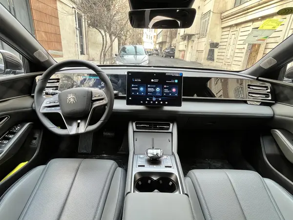 بی وای دی، چین ال DMi