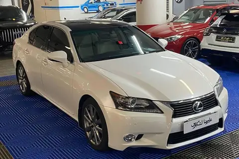لکسوس، GS