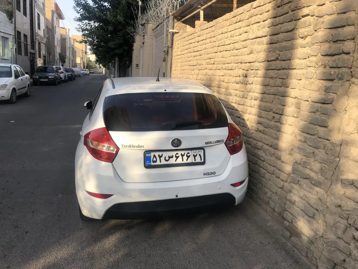 برلیانس،  H320