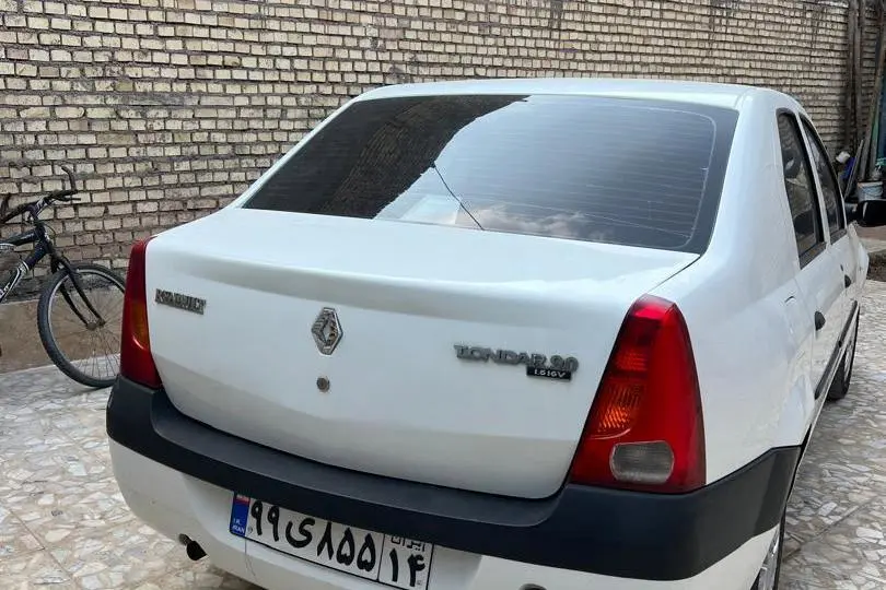 رنو،  تندر 90
