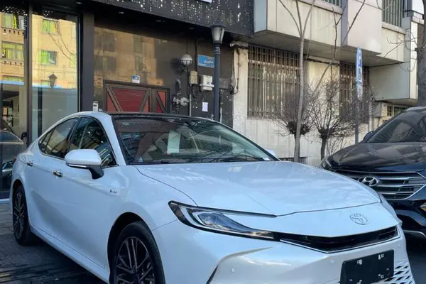 تویوتا، کمری هیبرید