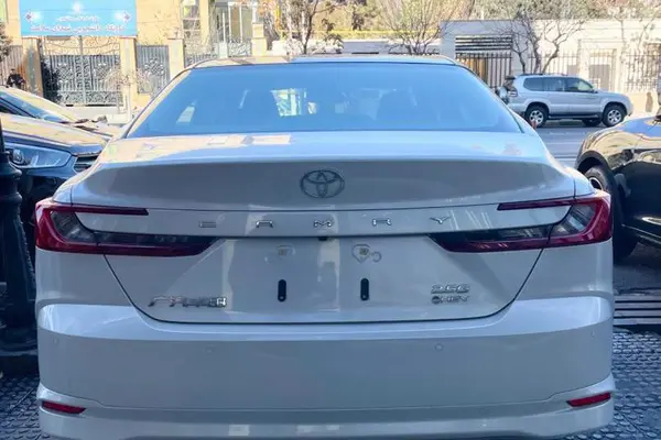 تویوتا، کمری هیبرید