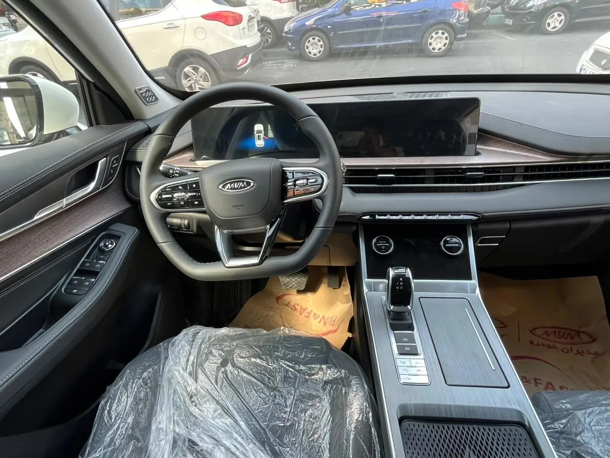 ام وی ام،  X77