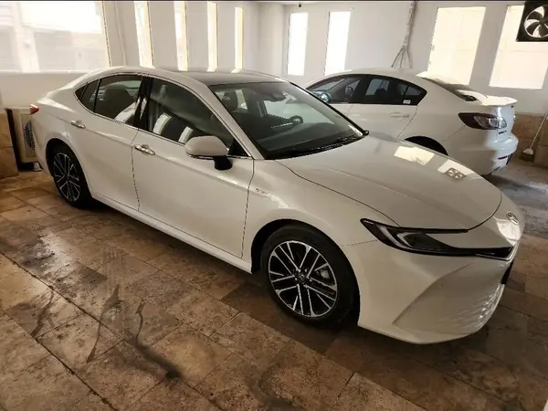 تویوتا، کمری هیبرید