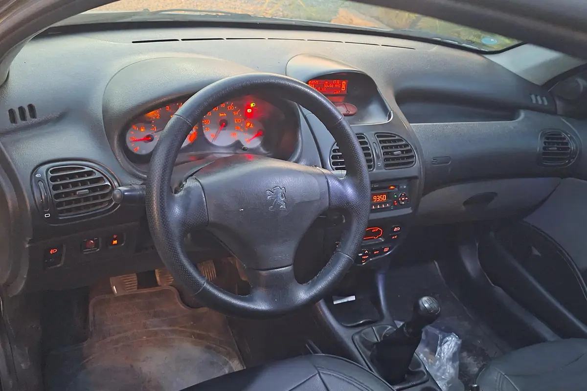 پژو،  206 SD