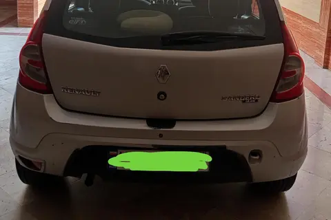 رنو، ساندرو