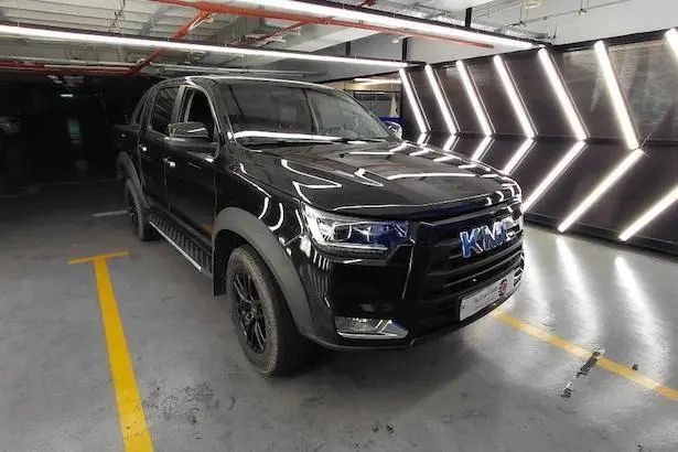 کی ام سی  T8