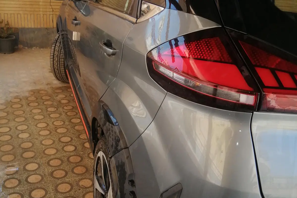 ام وی ام  X33 کراس