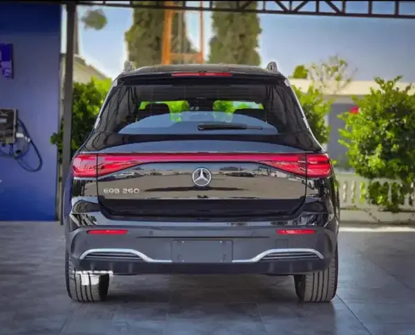 بنز، کلاس EQB