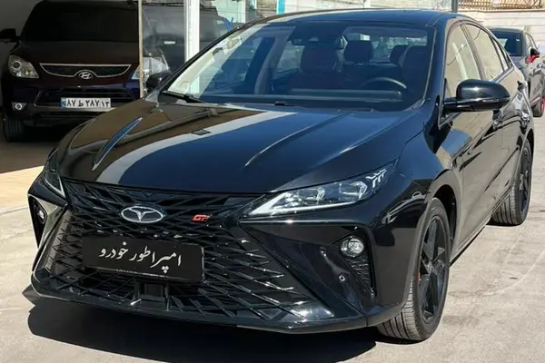 فونیکس، آریزو 6 جی تی (Z6 GT)