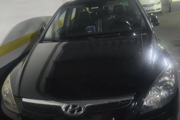 هیوندای  i30