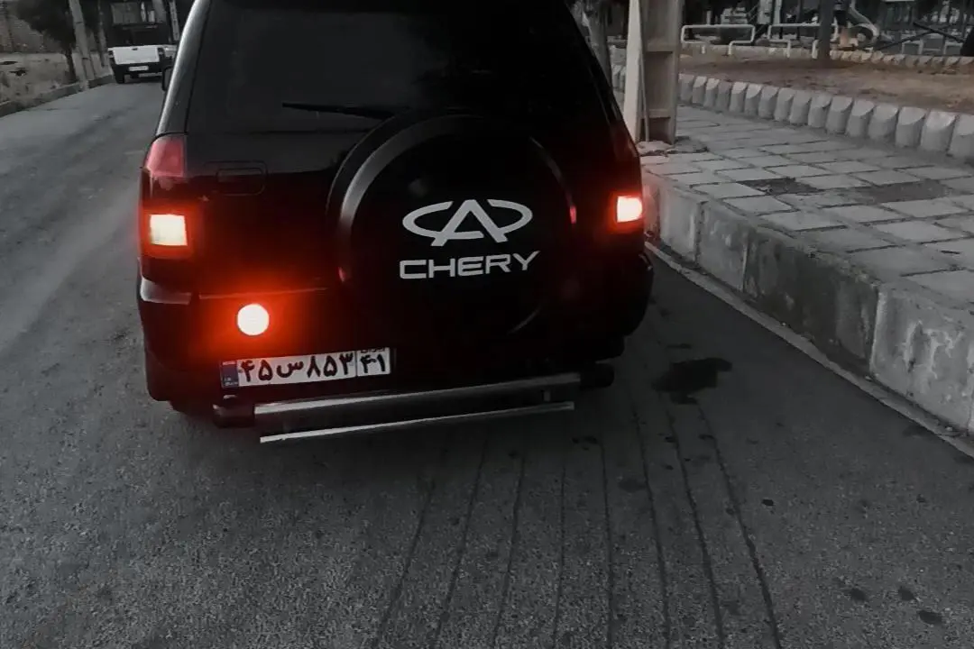 ام وی ام،  X33