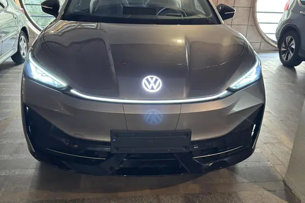 فولکس، آی دی یونیکس