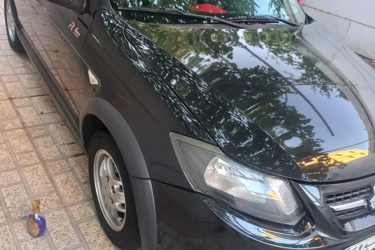 کوییک،  دنده ای R