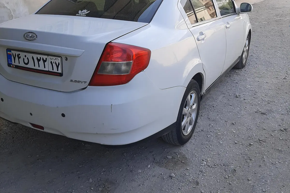 ام وی ام،  550