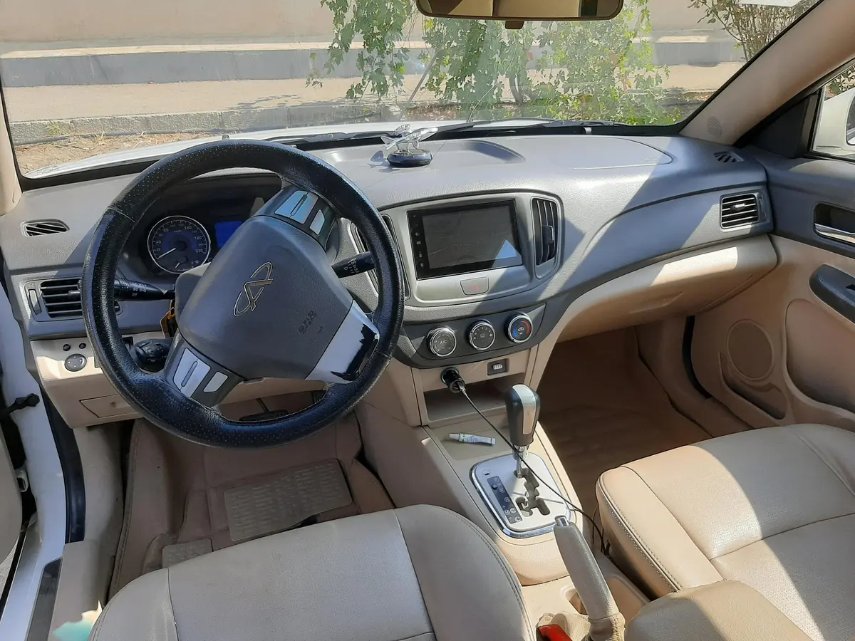 ام وی ام،  550