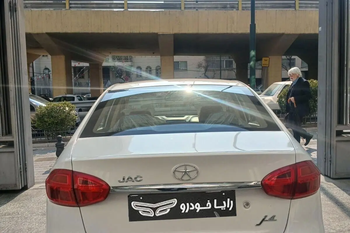 جک،  جی 4