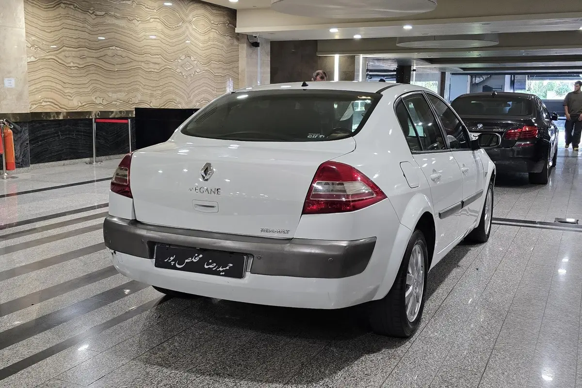 رنو،  مگان (مونتاژ)