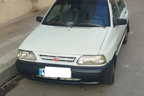 پراید، صندوق دار