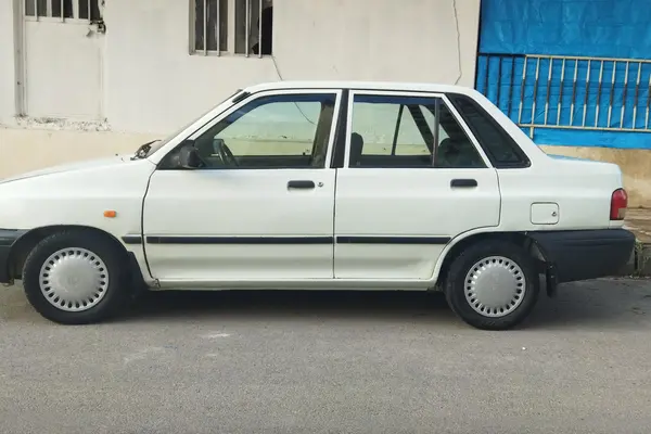 پراید، صندوق دار