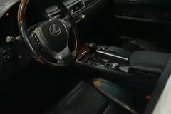 لکسوس، GS