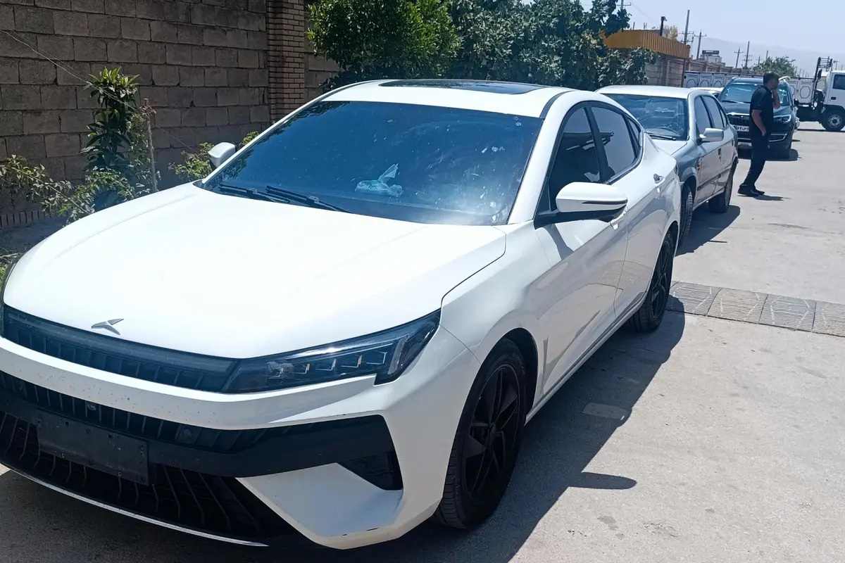 کی ام سی،  J7