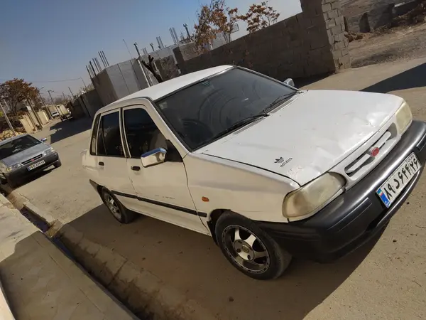 پراید، صندوق دار