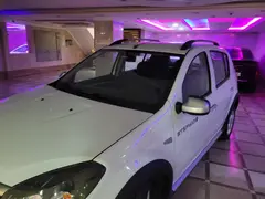 رنو، ساندرو استپ وی