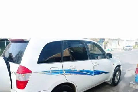 ام وی ام، X33