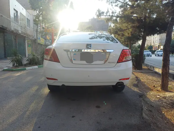 زوتی  آریو