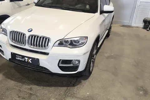 ب ام و، X6
