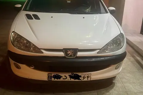 پژو، 206