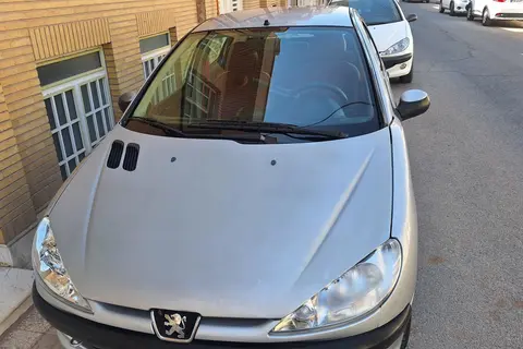 پژو، 206 SD