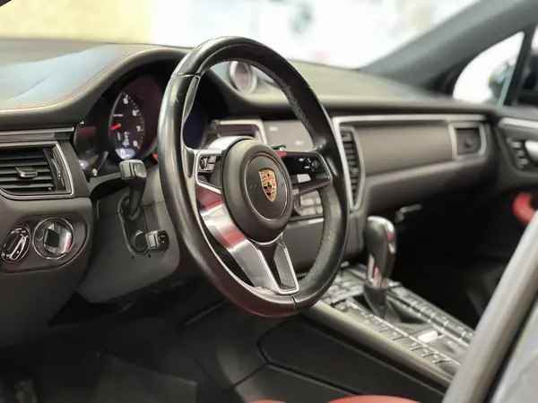 پورشه، ماکان